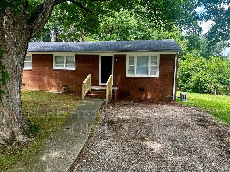 Apartment for rent at 110 Mendota Ave, Lexington, NC 27292