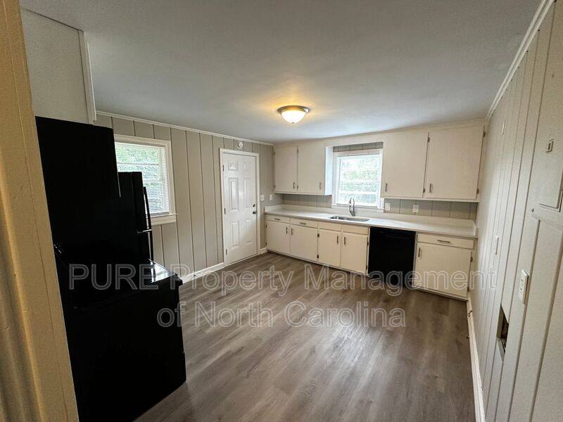Apartment for rent at 110 Mendota Ave, Lexington, NC 27292
