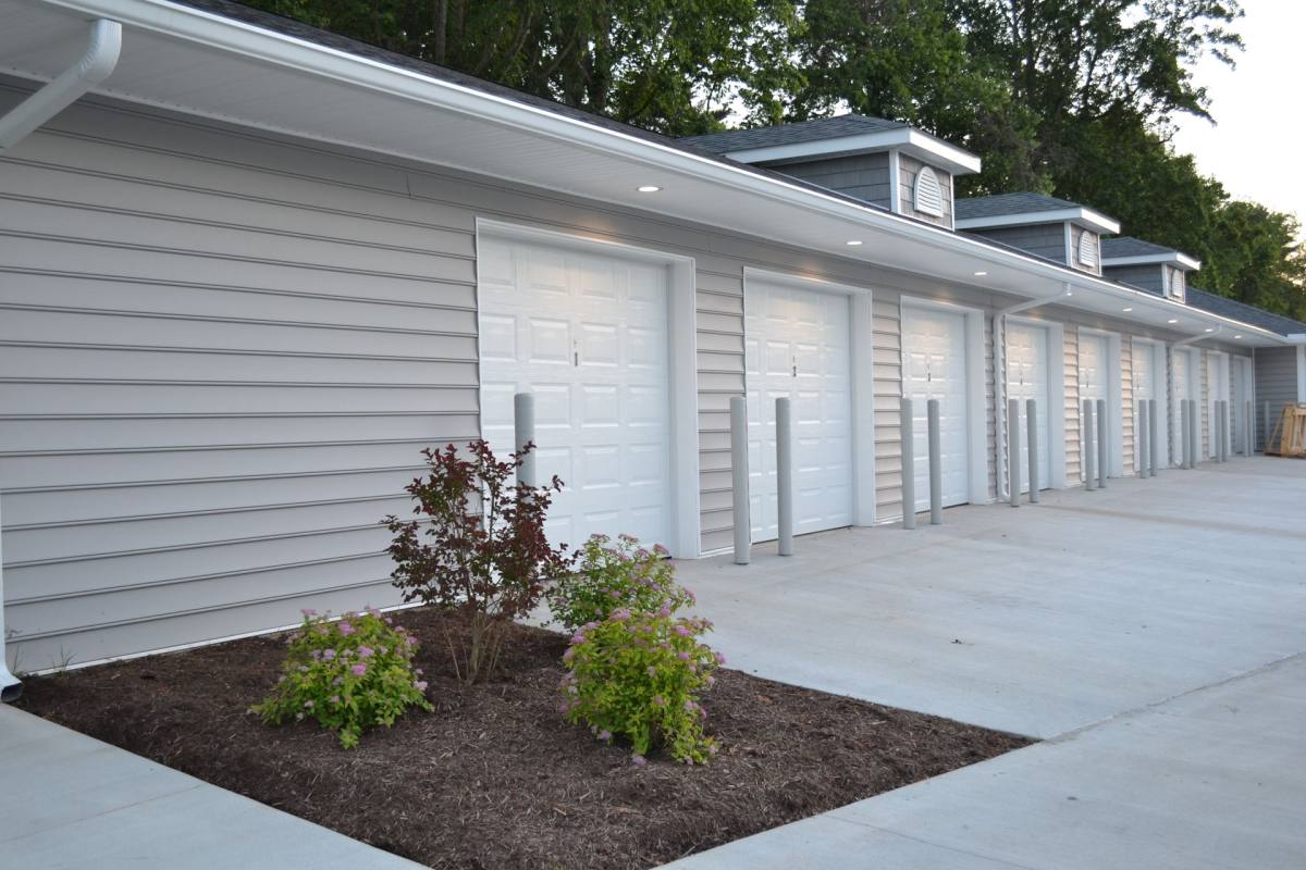 Apartment for rent at 156 Lambert Dr, Hurricane, WV 25526