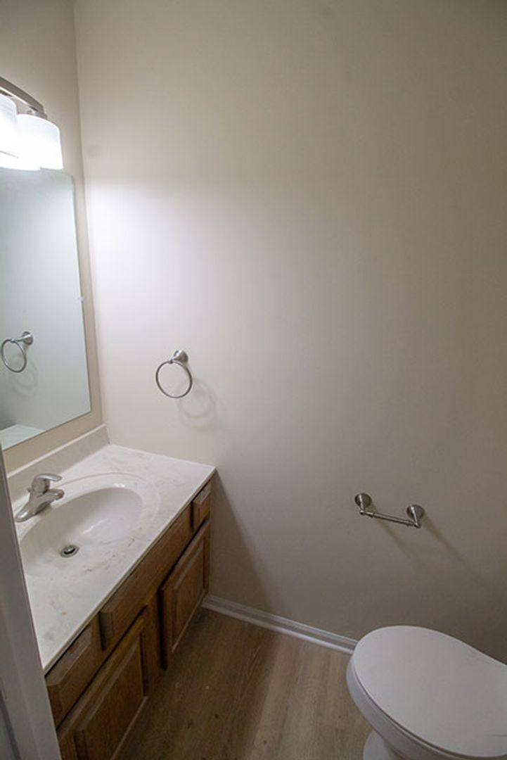 Apartment for rent at 3713-3715 Hermitage Rd, Columbia, MO 65201