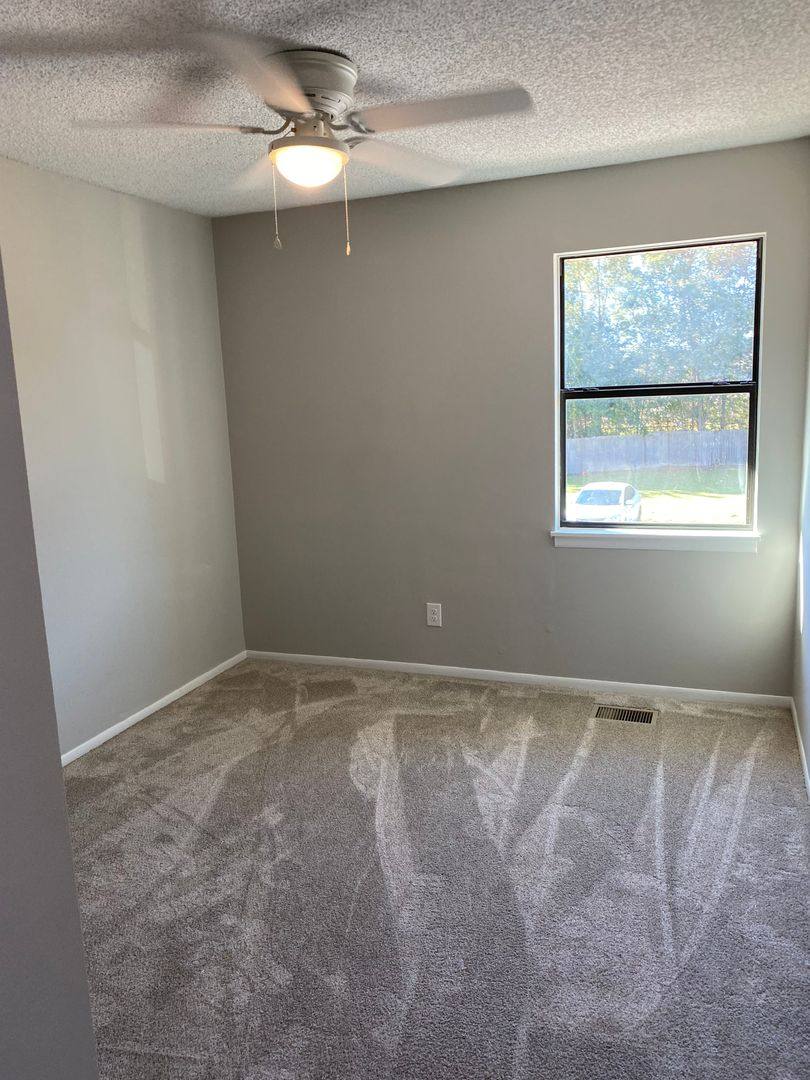 Townhouse for rent at 901 Olmstead Dr, Hinesville, GA 31313