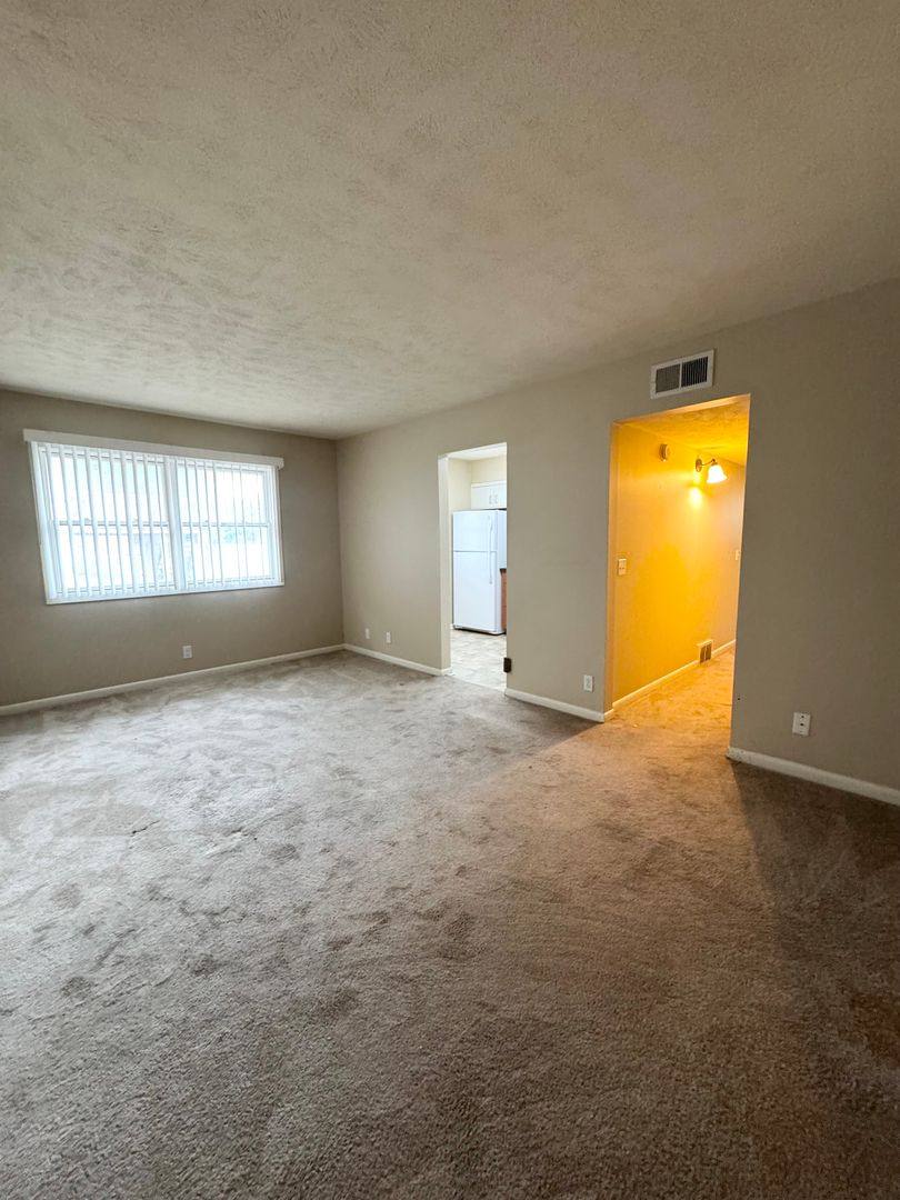 Apartment for rent at 4802 Underwood Ave, Omaha, NE 68132