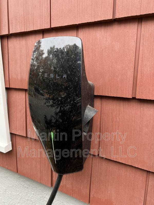 House for rent at 27 Burlington Rd, Bedford, MA 01730