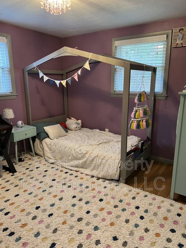 House for rent at 27 Burlington Rd, Bedford, MA 01730