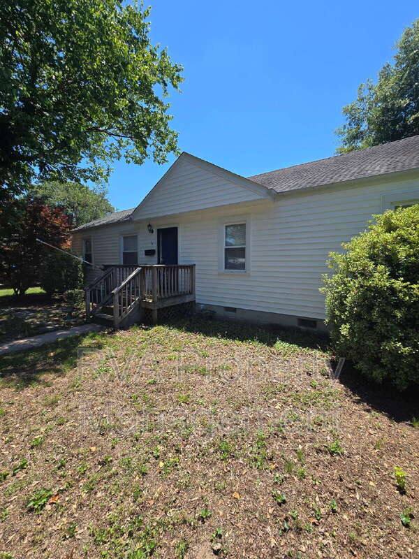 House for rent at 29 Wootton Rd, Sandston, VA 23150