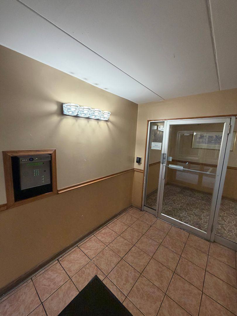 Condo for rent at 7432 Washington St #604, Forest Park, IL 60130