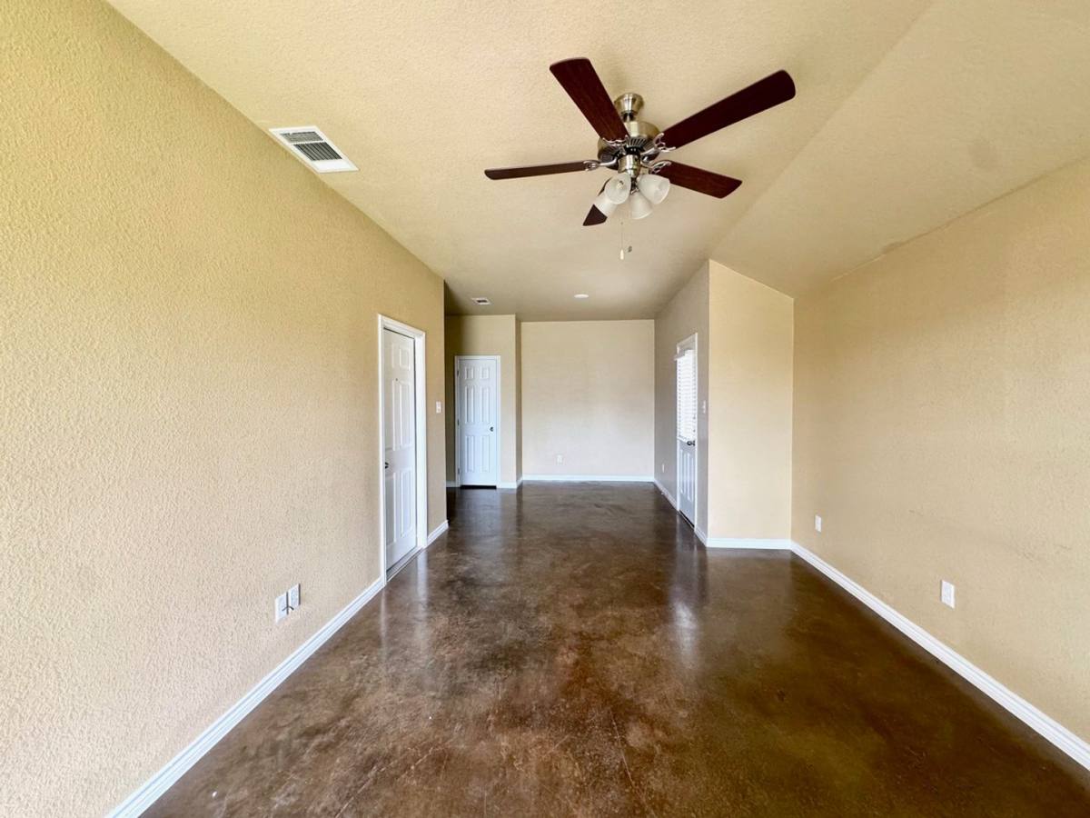 Townhouse for rent at 106 W Kathey Rd #B, Harker Heights, TX 76548