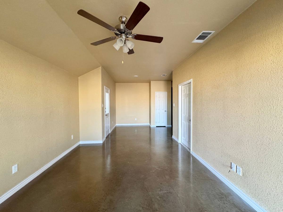 Townhouse for rent at 106 W Kathey Rd #B, Harker Heights, TX 76548