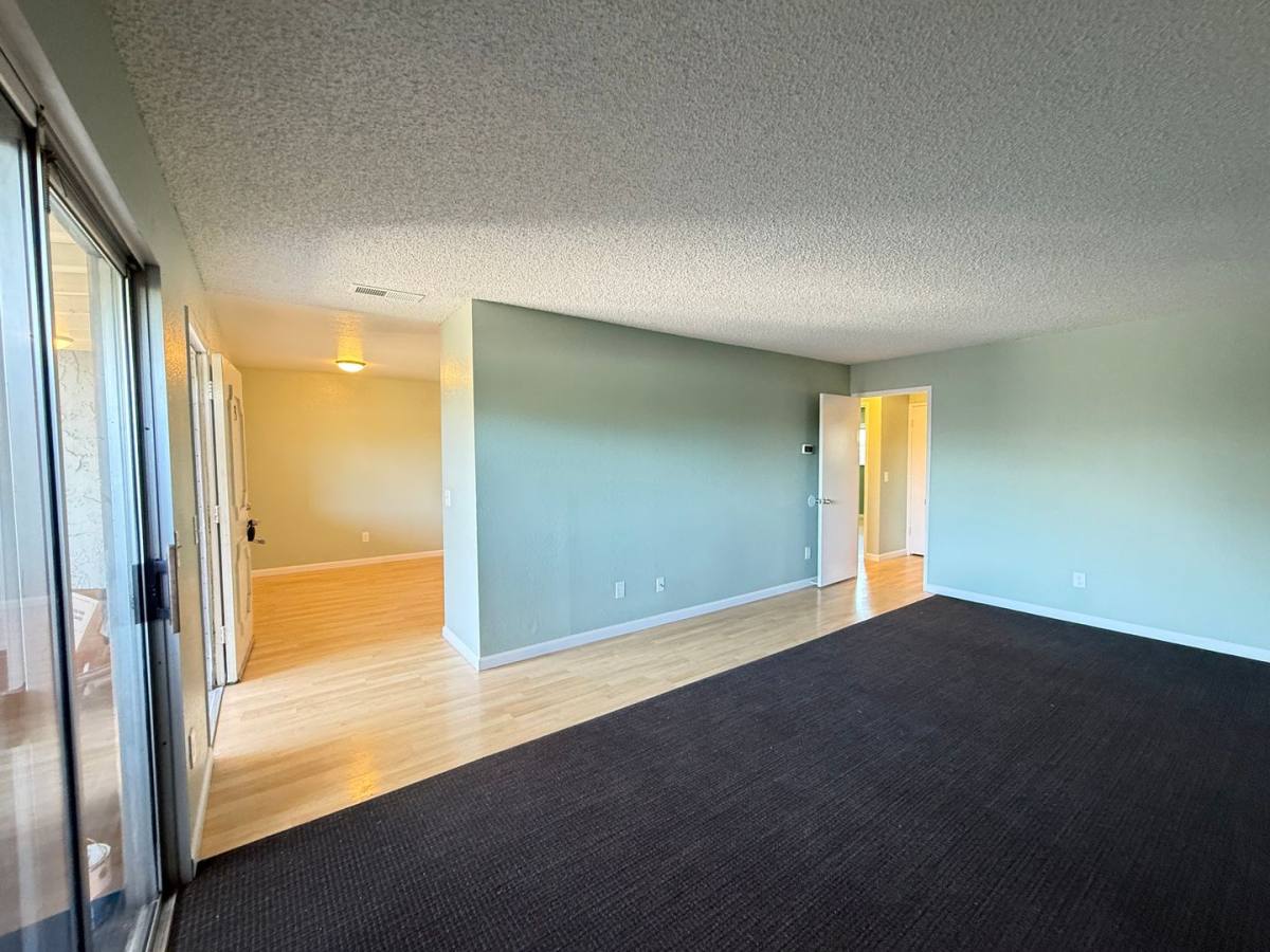Apartment for rent at 861 Branham Lane, San Jose, CA 95136