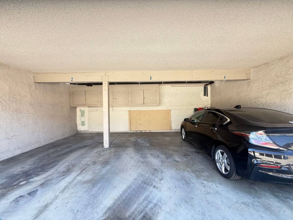 Apartment for rent at 861 Branham Lane, San Jose, CA 95136