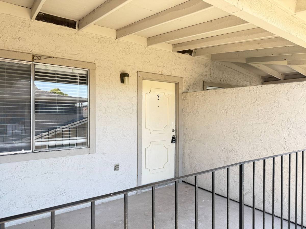 Apartment for rent at 861 Branham Lane, San Jose, CA 95136
