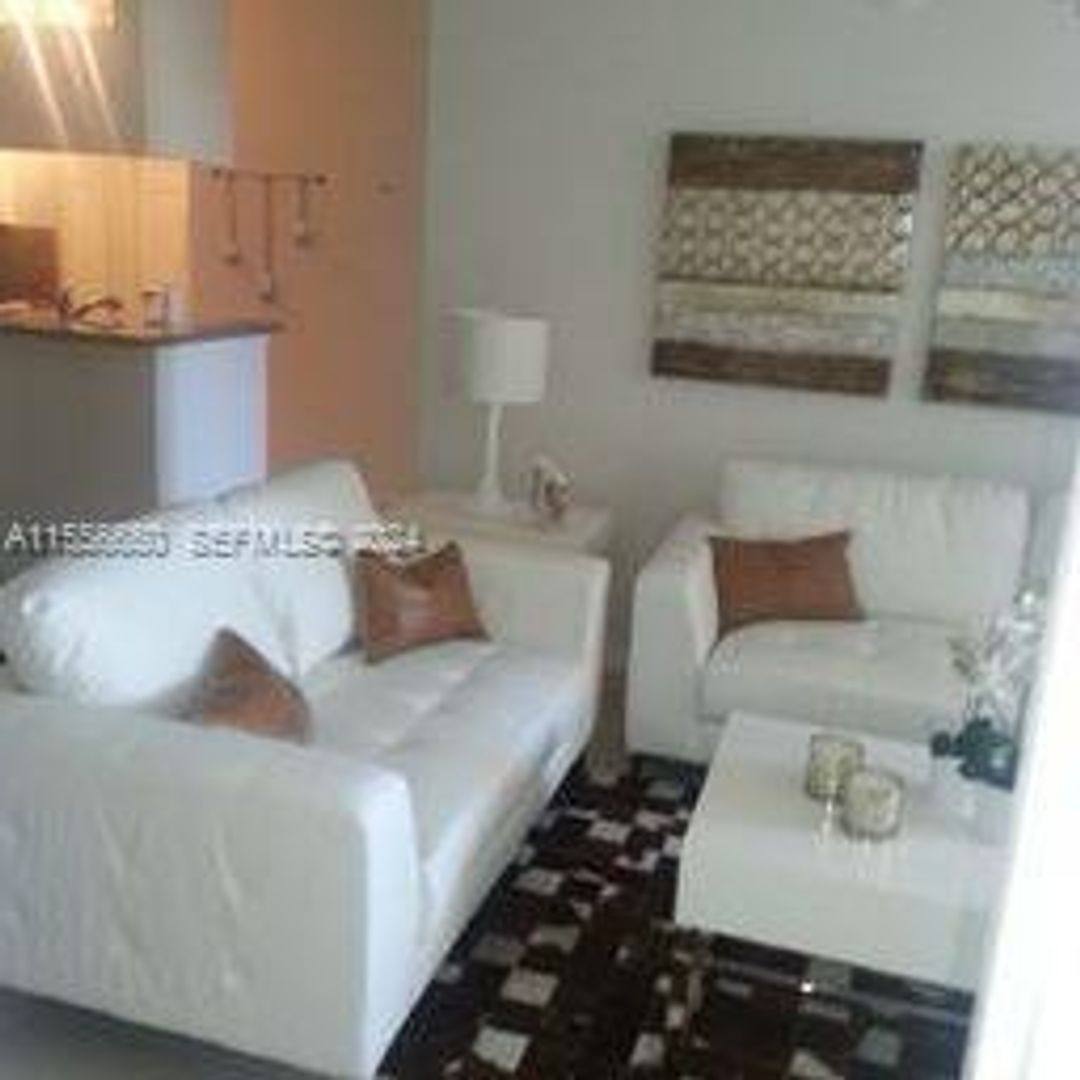 17100 N Bay Rd, North Miami Beach, FL 33160 - Apartment for Rent - Image 6