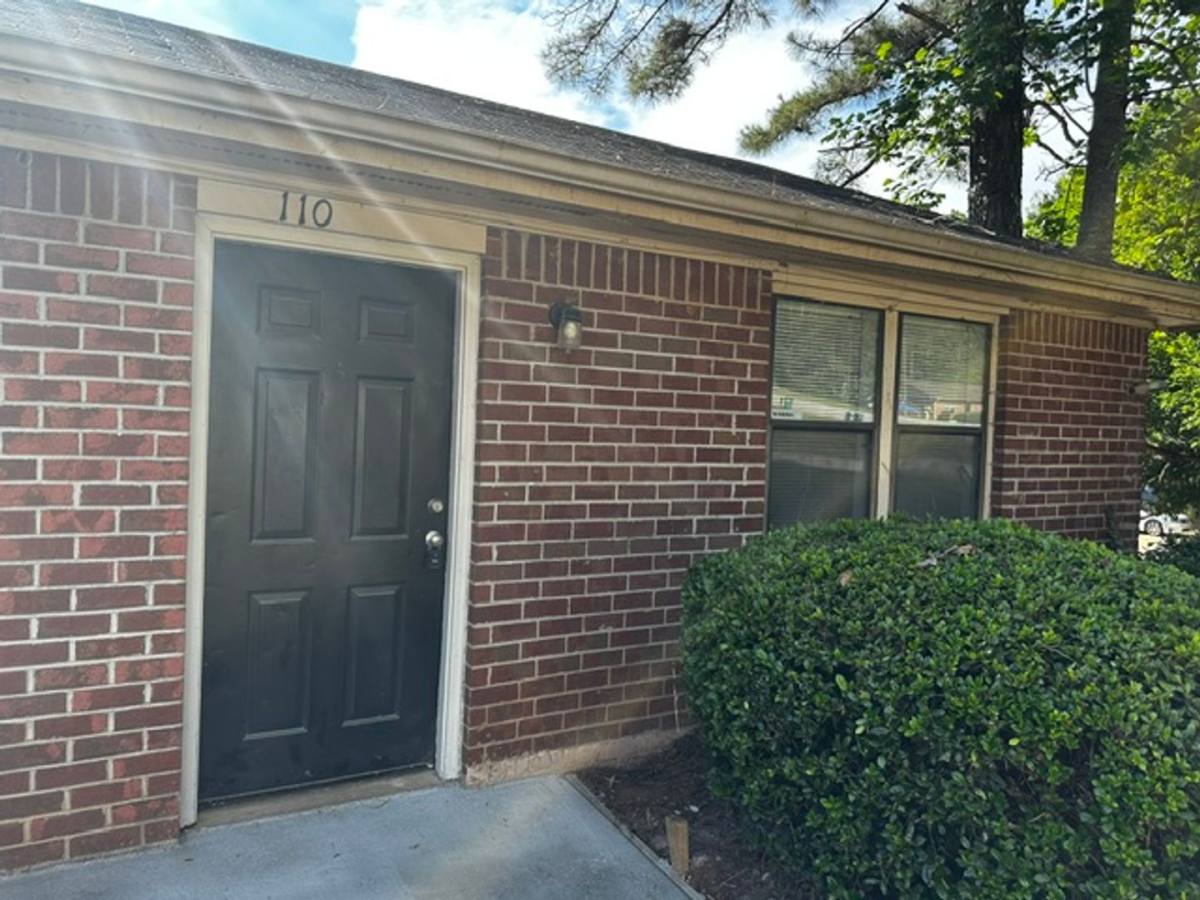 Apartment for rent at 110 Michele Dr, Athens, GA 30606