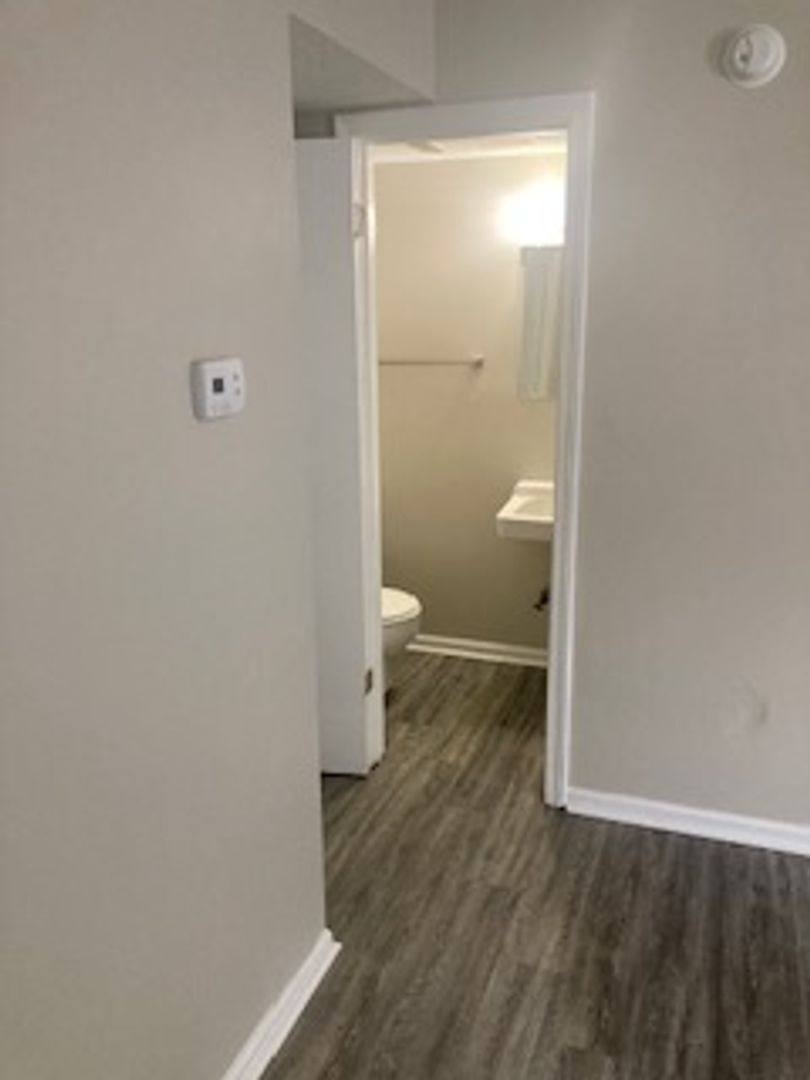 Townhouse for rent at 1110 Park St #L, Elizabeth City, NC 27909