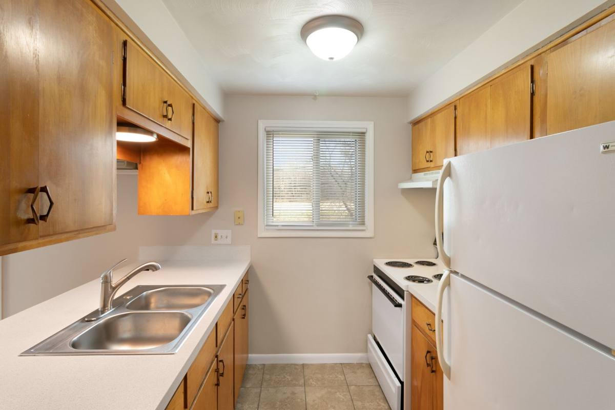 Apartment for rent at 13435 Dawn Dew Dr, Dewitt, MI 48820