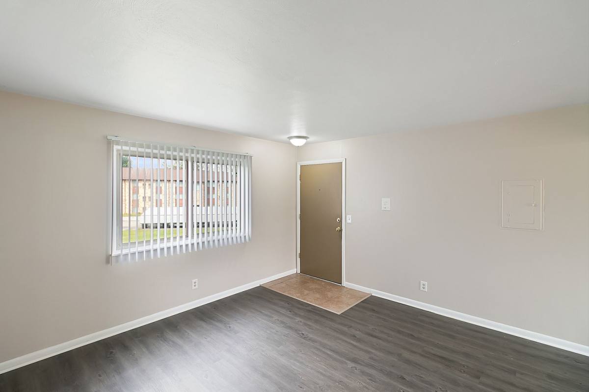 Apartment for rent at 13435 Dawn Dew Dr, Dewitt, MI 48820