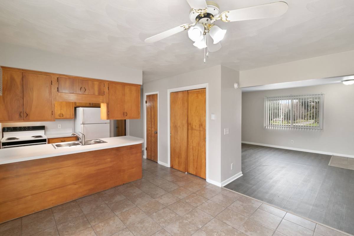 Apartment for rent at 13435 Dawn Dew Dr, Dewitt, MI 48820