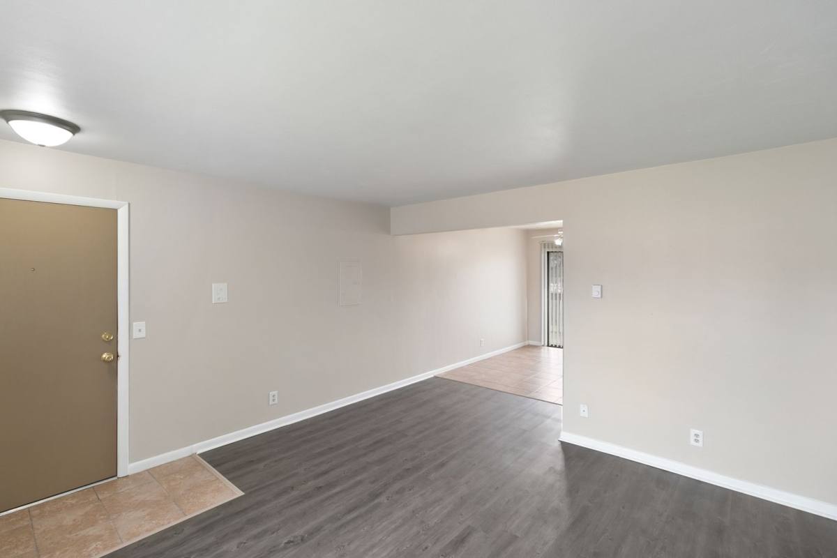 Apartment for rent at 13435 Dawn Dew Dr, Dewitt, MI 48820