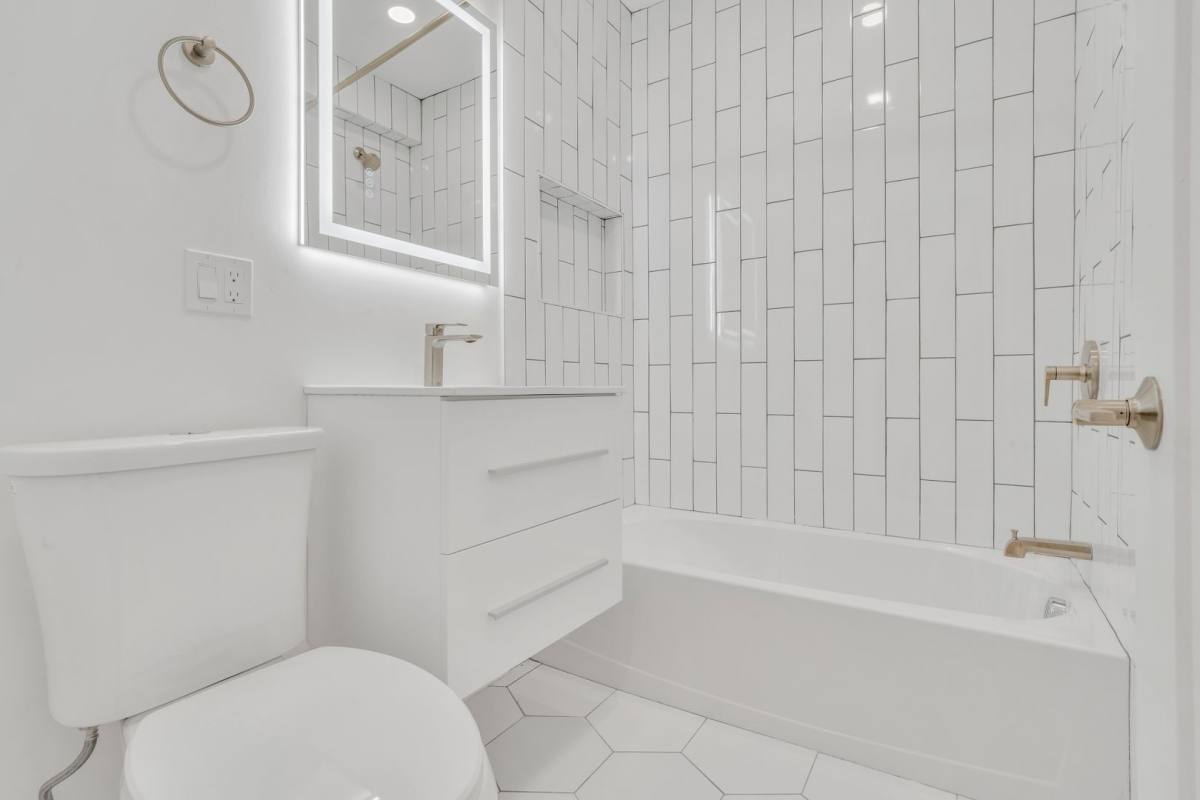 House for rent at 325 Summit Ave #102, Brighton, MA 02135
