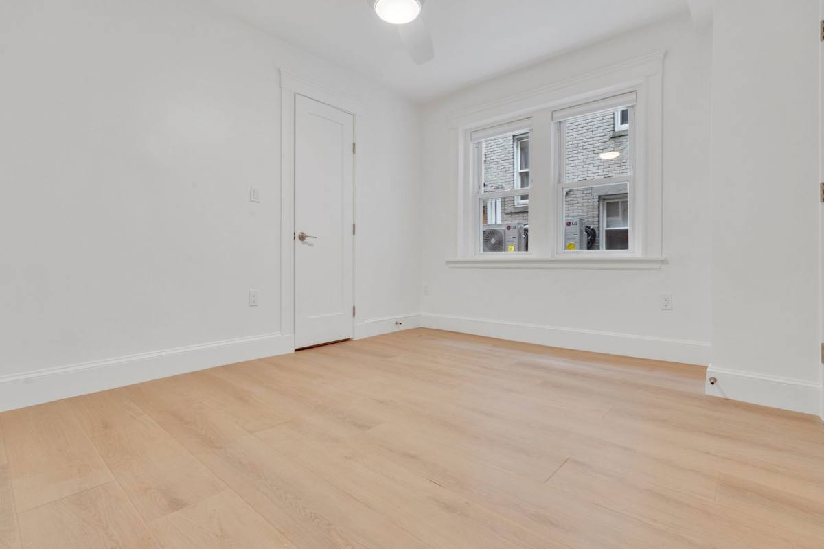 House for rent at 325 Summit Ave #102, Brighton, MA 02135