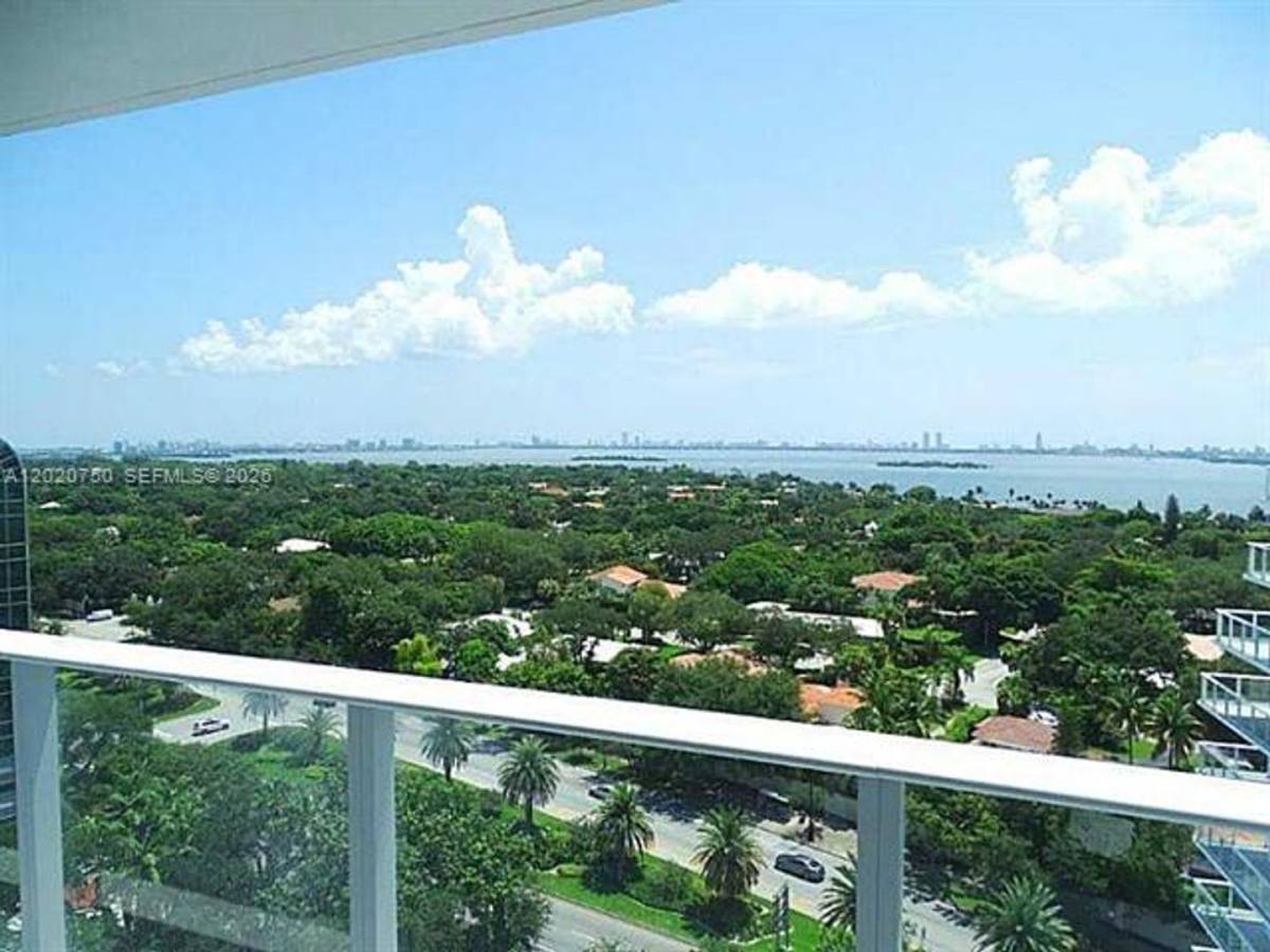 Apartment for rent at 4250 Biscayne Blvd, Miami, FL 33131