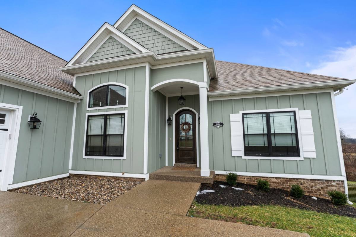 House for rent at 3222 Catalpa Farms Dr, Fisherville, KY 40023