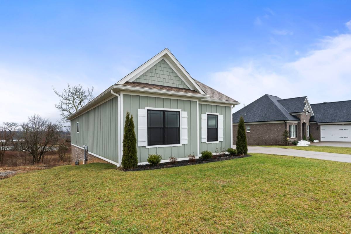 House for rent at 3222 Catalpa Farms Dr, Fisherville, KY 40023