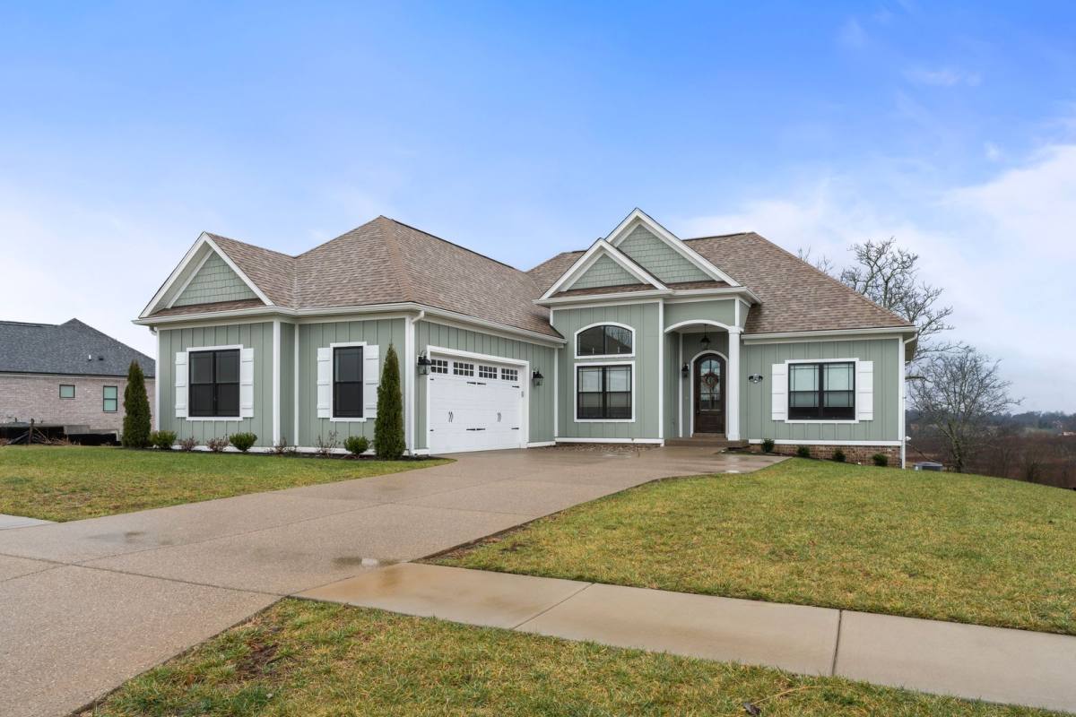 House for rent at 3222 Catalpa Farms Dr, Fisherville, KY 40023