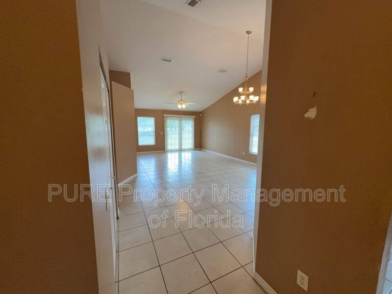 House for rent at 11960 SW 45th St, Ocala, FL 34481