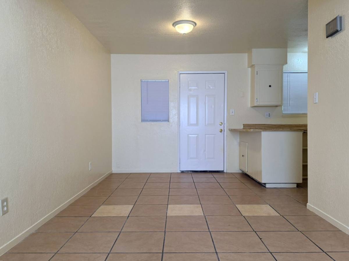 Apartment for rent at 2591 - 2597 Glen Ave, Merced, CA 95340