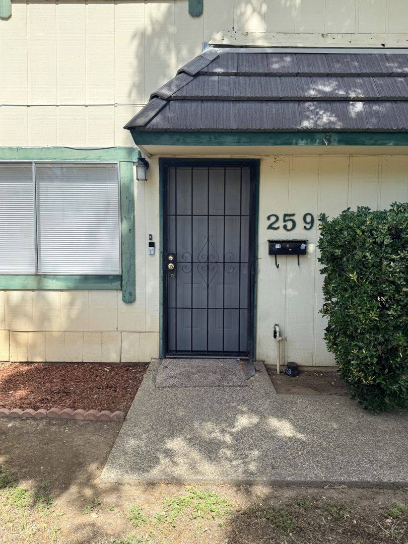 Apartment for rent at 2591 - 2597 Glen Ave, Merced, CA 95340