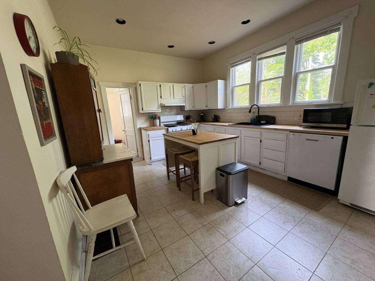 Apartment for rent at 503 S Race, Urbana, IL 61801