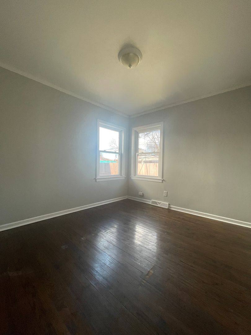 House for rent at 1565 Wentworth Ave, Calumet City, IL 60409