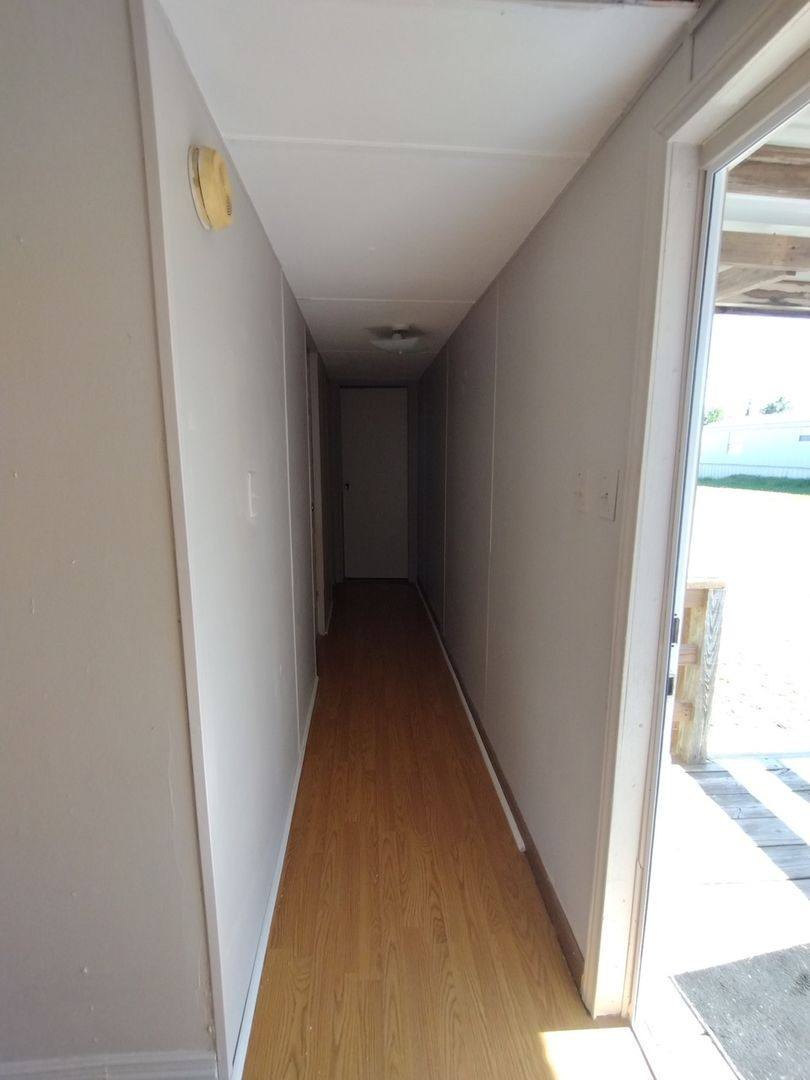 House for rent at 220 Baughman Hill Rd, Azle, TX 76020