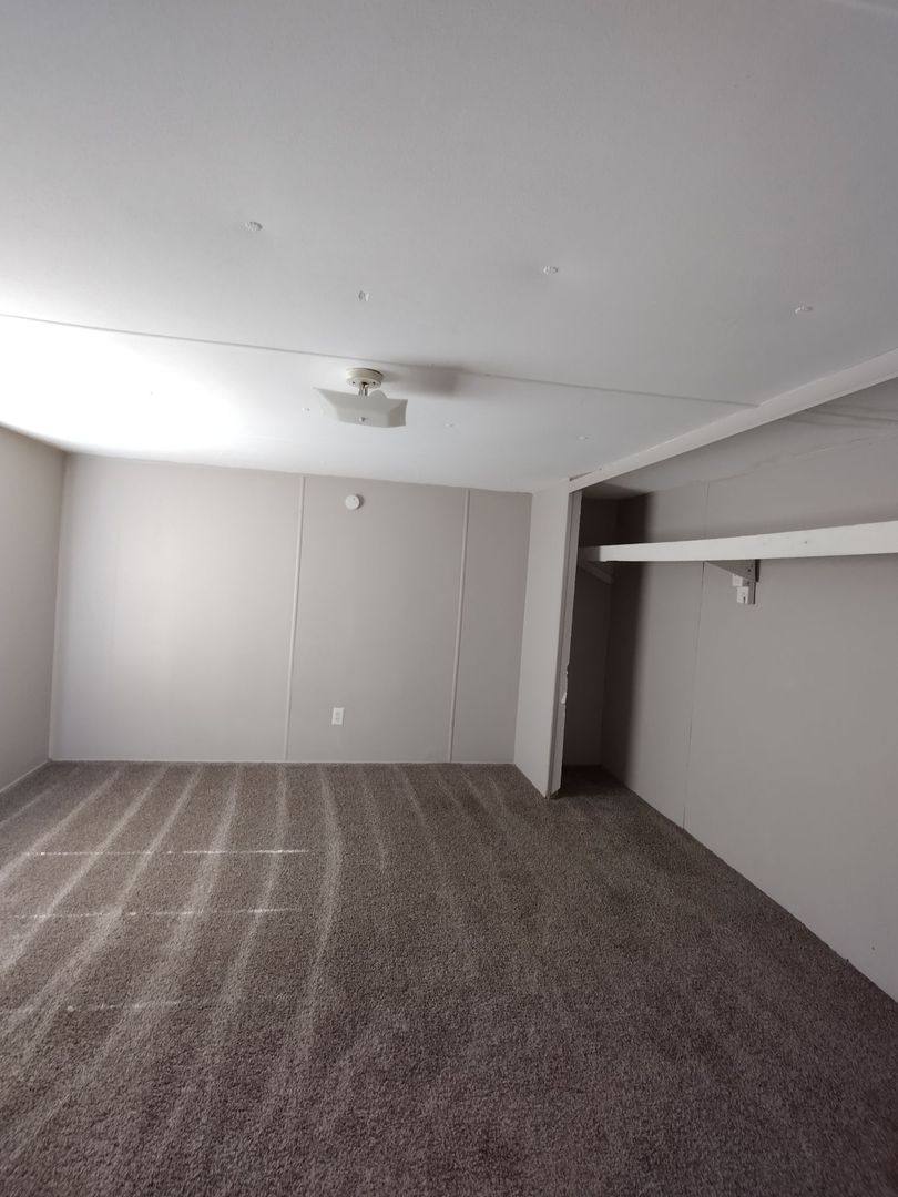 House for rent at 220 Baughman Hill Rd, Azle, TX 76020