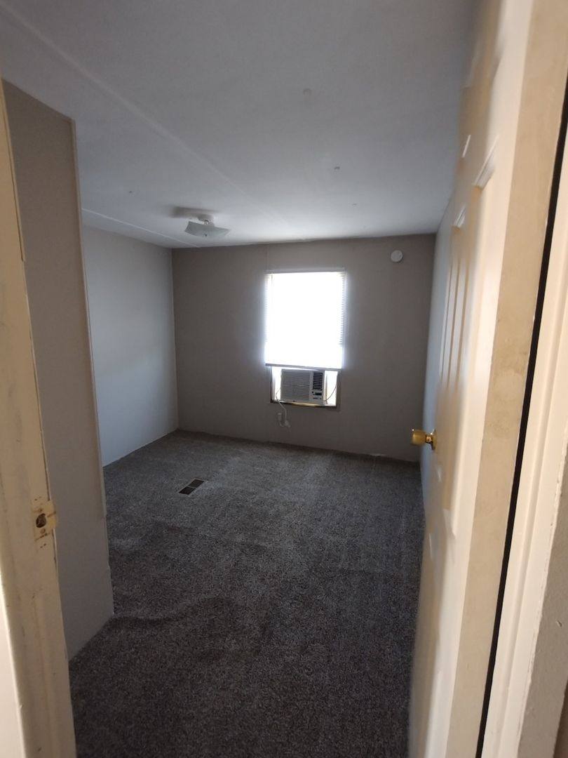 House for rent at 220 Baughman Hill Rd, Azle, TX 76020