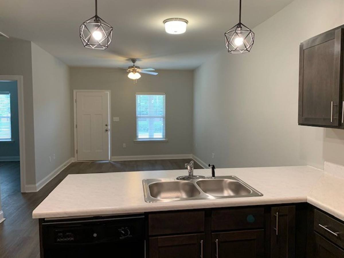 Apartment for rent at 1713 Springhill Place, Valdosta, GA 31602