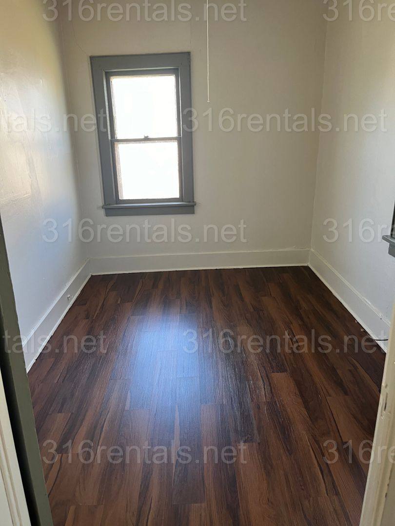 House for rent at 1014 E 6th, Newton, KS 67114