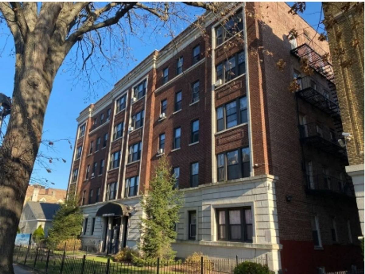 Apartment for rent at 60 N Arlington Ave, East Orange, NJ 07017