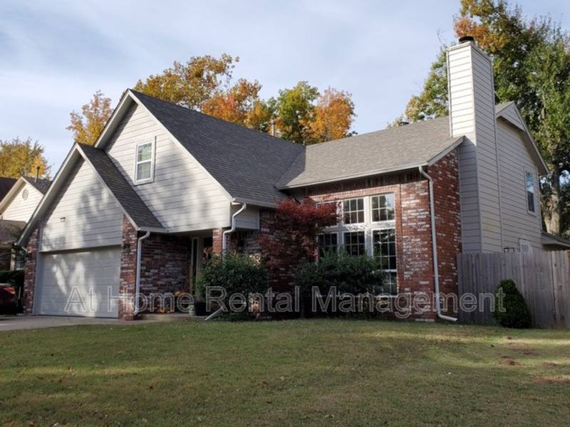 House for rent at 9224 S Hudson Ave, Tulsa, OK 74137