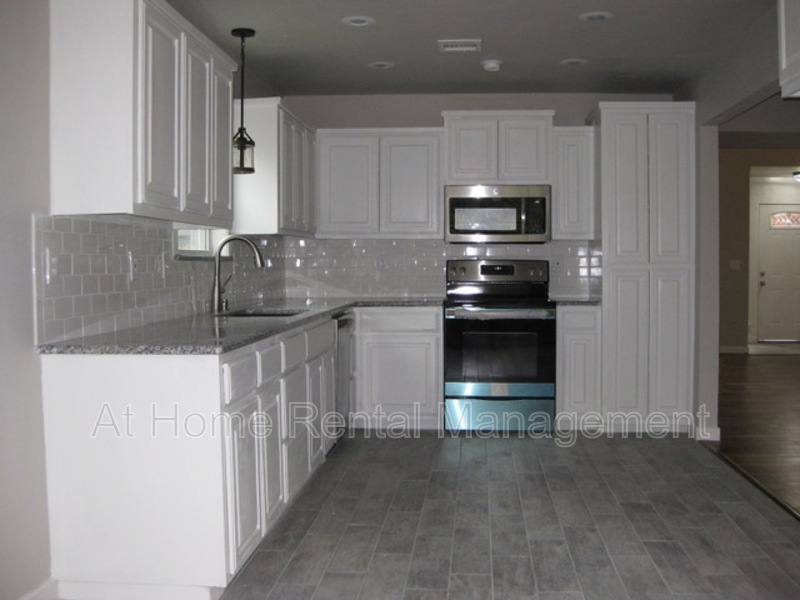House for rent at 9224 S Hudson Ave, Tulsa, OK 74137