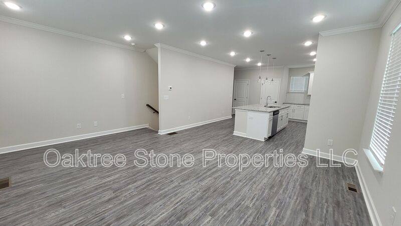 Townhouse for rent at 2585 Ocean Walk Dr NW, Atlanta, GA 30318