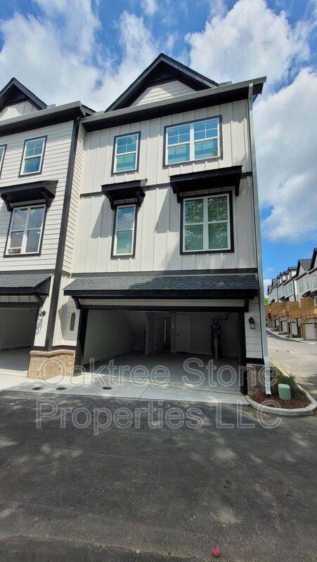 Townhouse for rent at 2585 Ocean Walk Dr NW, Atlanta, GA 30318
