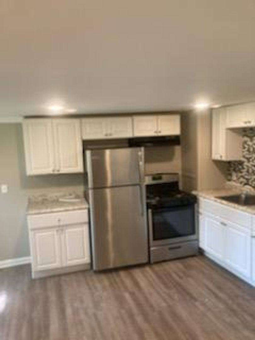 Apartment for rent at 38 Valley St, Rochester, NY 14612