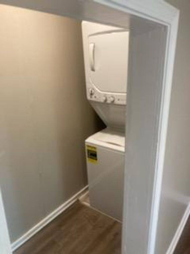 Apartment for rent at 38 Valley St, Rochester, NY 14612