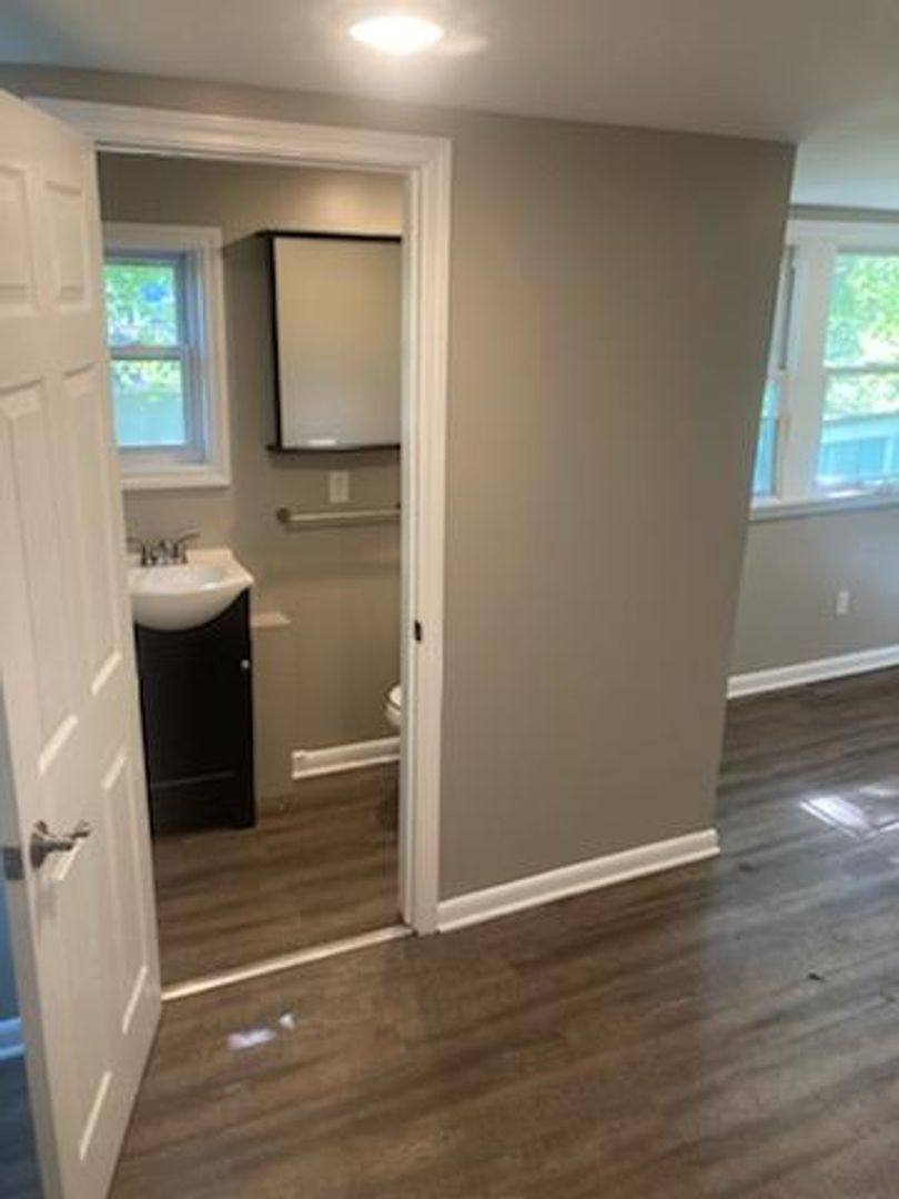 Apartment for rent at 38 Valley St, Rochester, NY 14612