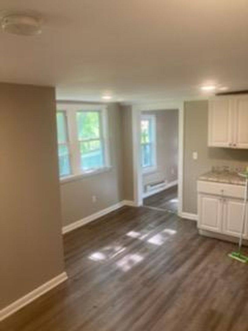 Apartment for rent at 38 Valley St, Rochester, NY 14612