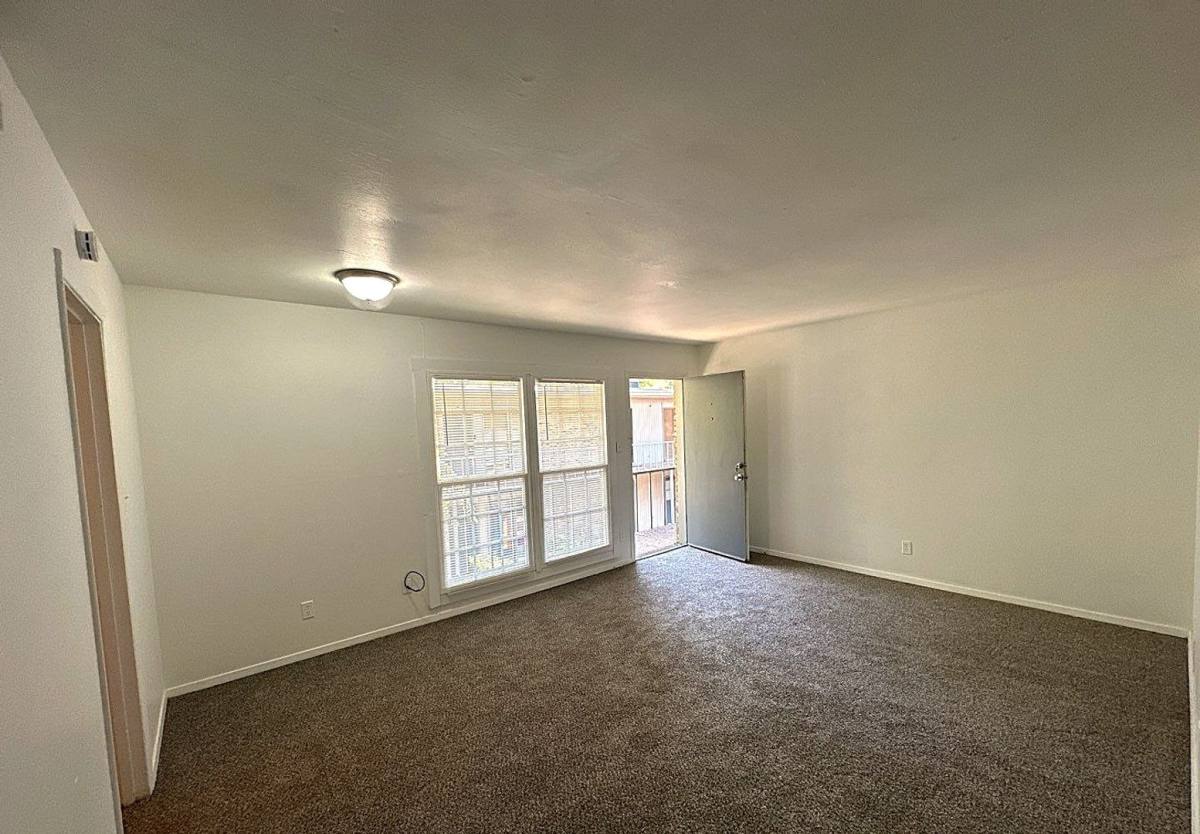 Apartment for rent at 2092 Jefferson Ave, Memphis, TN 38104