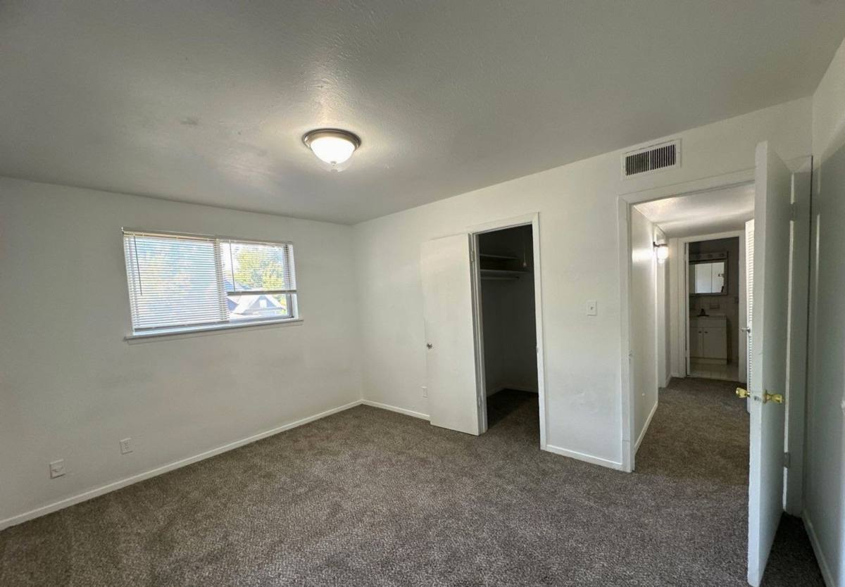 Apartment for rent at 2092 Jefferson Ave, Memphis, TN 38104