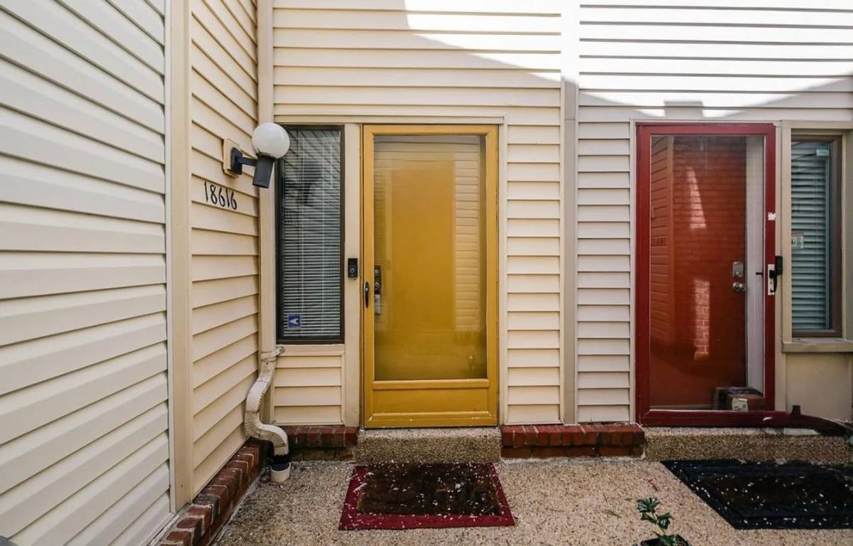 Townhouse for rent at 18616 Pier Point Place, Montgomery Village, MD 20886